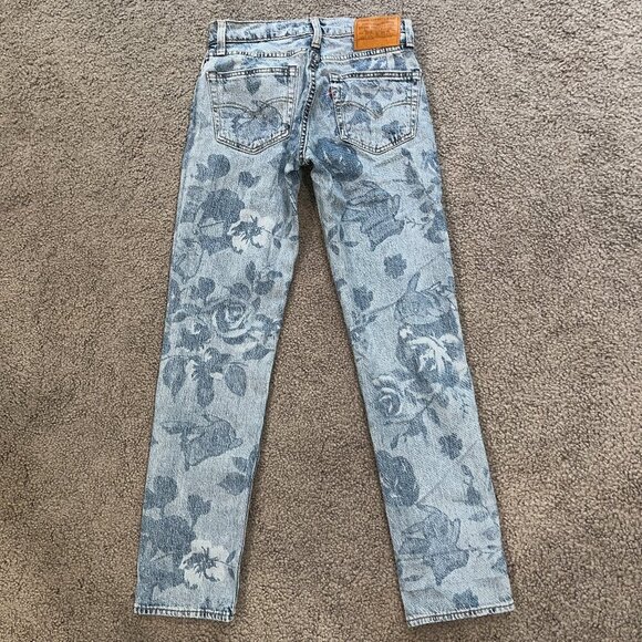 LEVI'S X POKEMON BIG E FLORAL PIKACHU Button Fly Denim Blue Jeans 28X30 - Picture 5 of 16